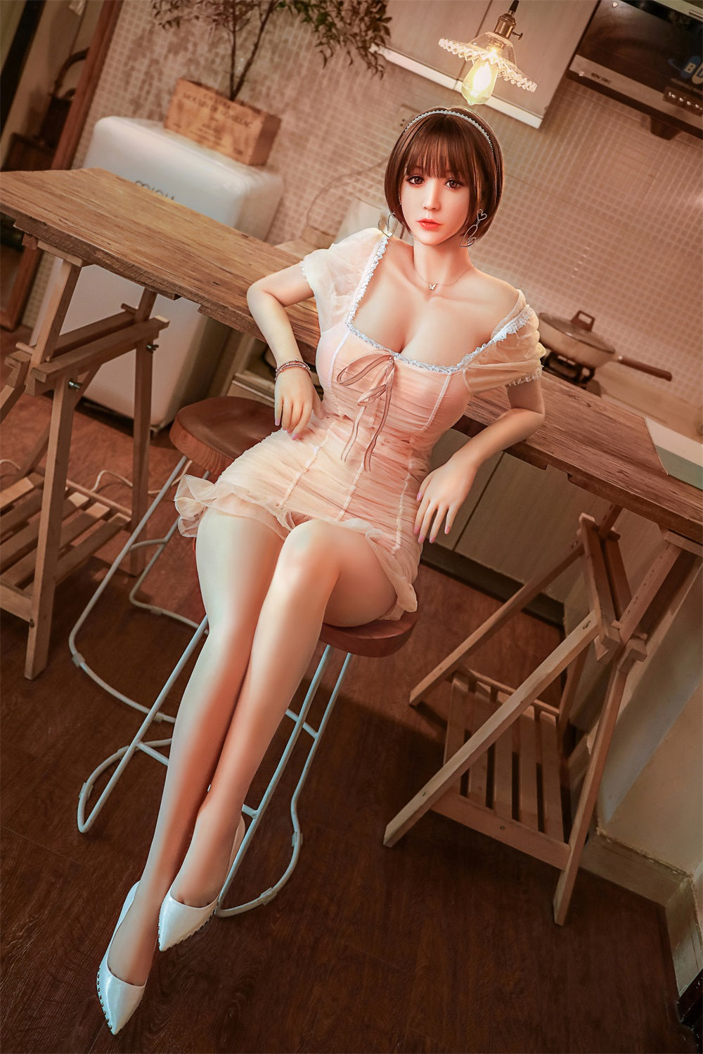 158 cm große weibliche Sexpuppen für Männer, große Brüste, natürlich, TPE, braune Augen, kurzes braunes Haar und zufällige Perücke 